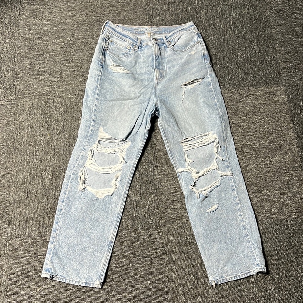 American Eagle 90’s Highest Rise Boyfriend Jeans